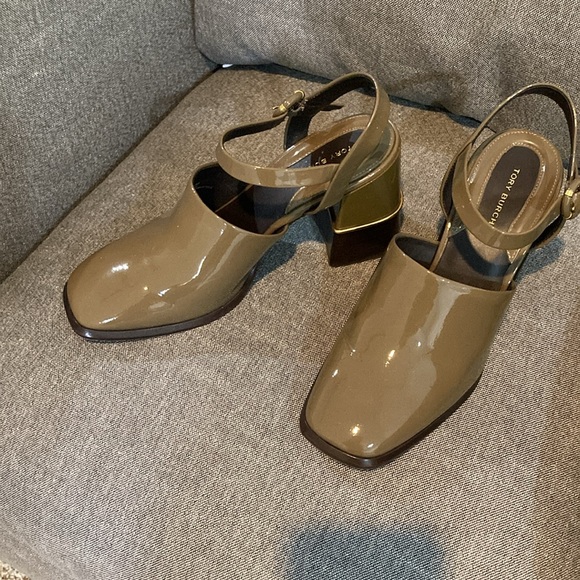 Tory Burch Mary Jane pump. Excellent cond. SZ 8. Toasted sesame patent leather. - Picture 7 of 10